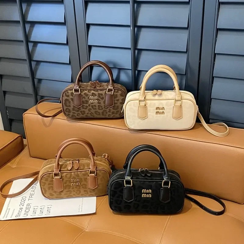 Women'S Bags Jacquemus - حقيبة يد نسائية مربعة الشكل من
