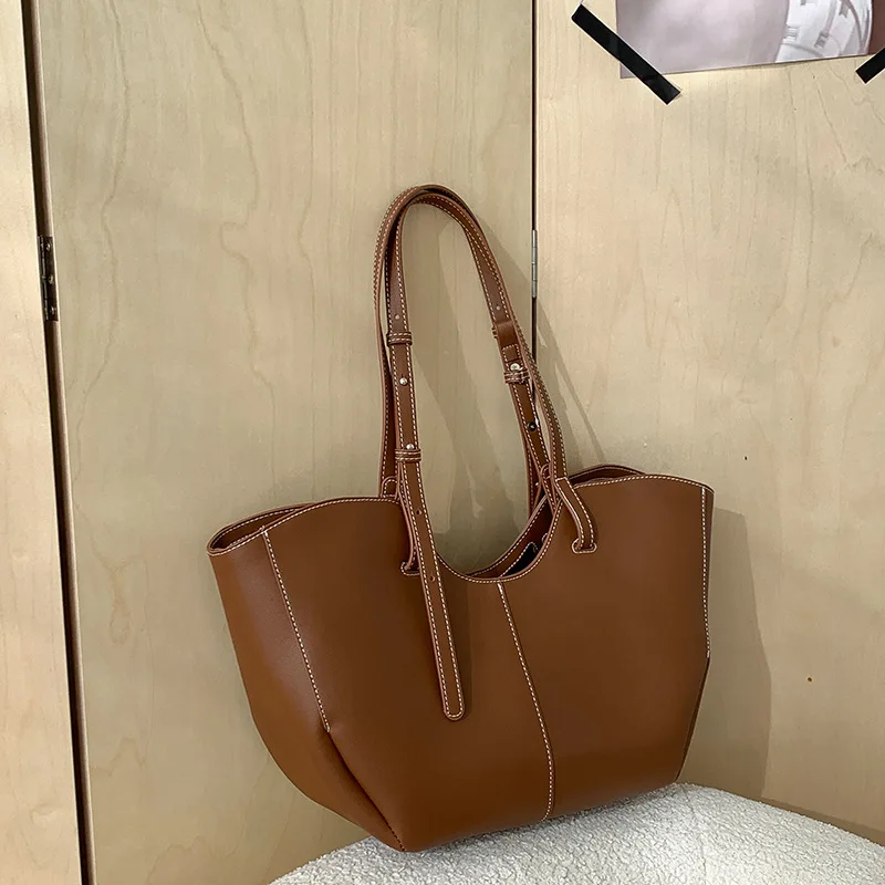 Women Bags On Sale - حقيبة يد نسائية كلاسيكية ذات سعة