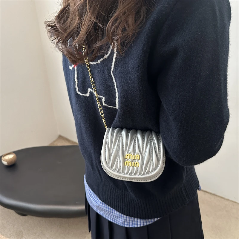 حقيبة يد فاخرة للنساء من الجلد - مراجعة Women'S Bags Jacquemus وسعره