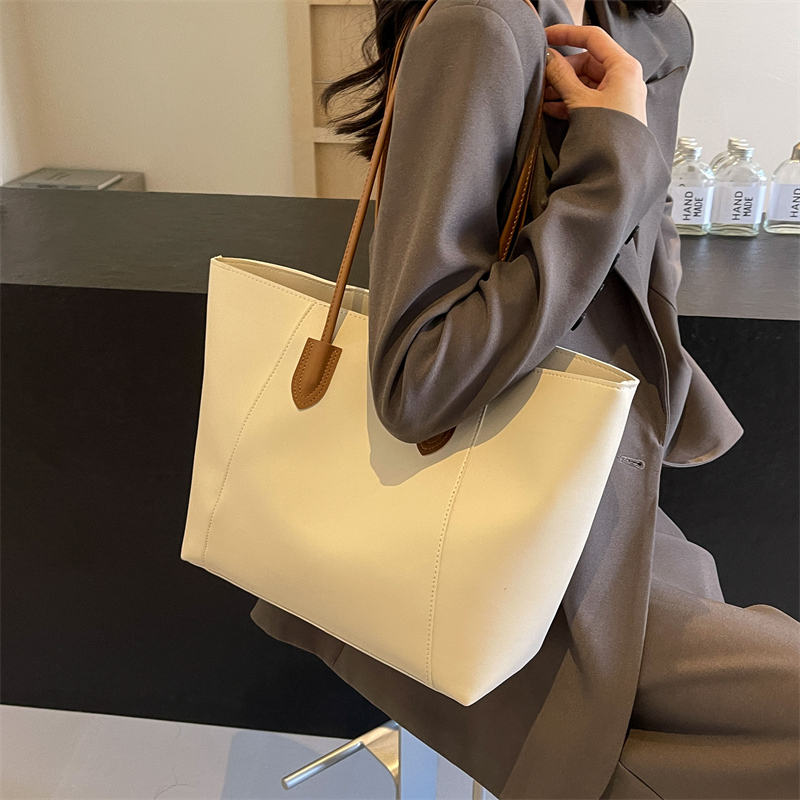 حقائب يد بسوستة أحادية اللون ل - مراجعة Women Bags On Sale وسعره