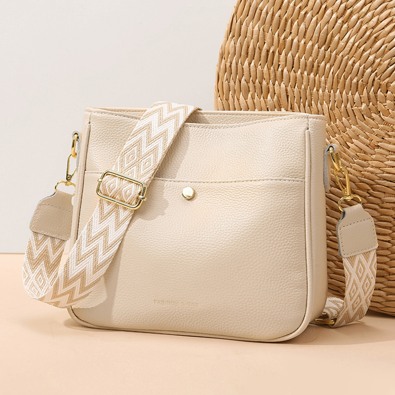 حقيبة كتف ماركة جلد البقر 100% - مراجعة Women'S Bags Jacquemus وسعره