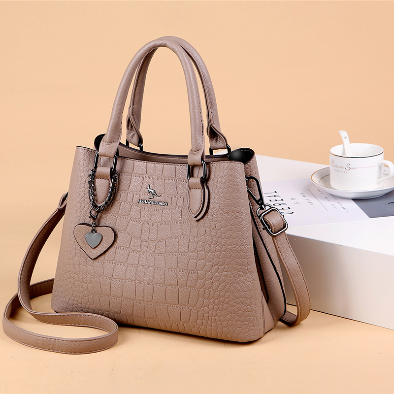حقيبة كروس من الجلد الأصلي مكو - مراجعة Women'S Bags Jacquemus وسعره